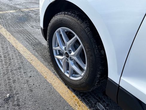 Certified 2024 Ford Edge SEL w/ Convenience Package image 14