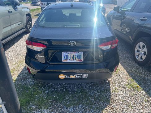 Used 2024 Toyota Corolla LE image 3