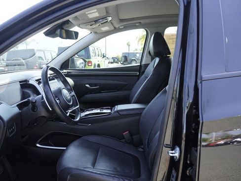 Used 2024 Hyundai Tucson Limited AWD/4WD image 19