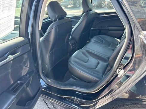 Used 2020 Ford Fusion Titanium FWD image 10