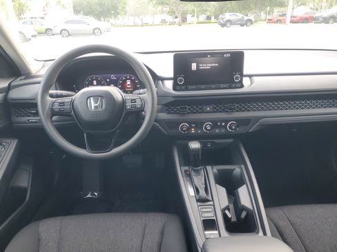 Used 2025 Honda Accord LX image 21