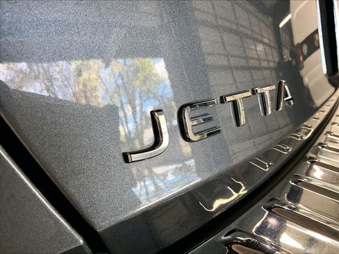 Used 2024 Volkswagen Jetta SEL image 34