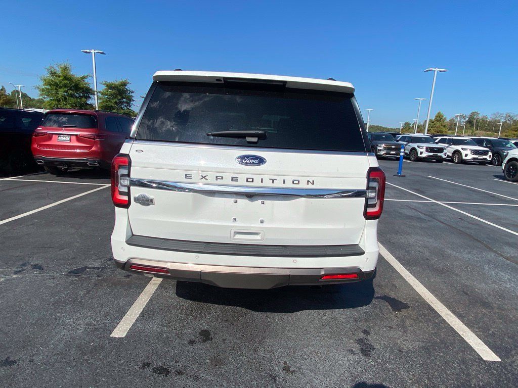 Used 2024 Ford Expedition King Ranch AWD/4WD image 6