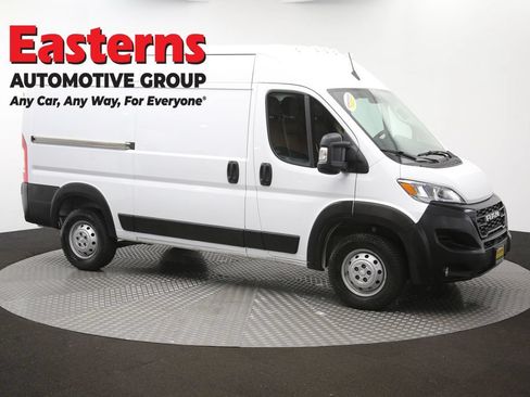 Used 2023 RAM ProMaster 2500 w/ Convenience Group FWD image 41