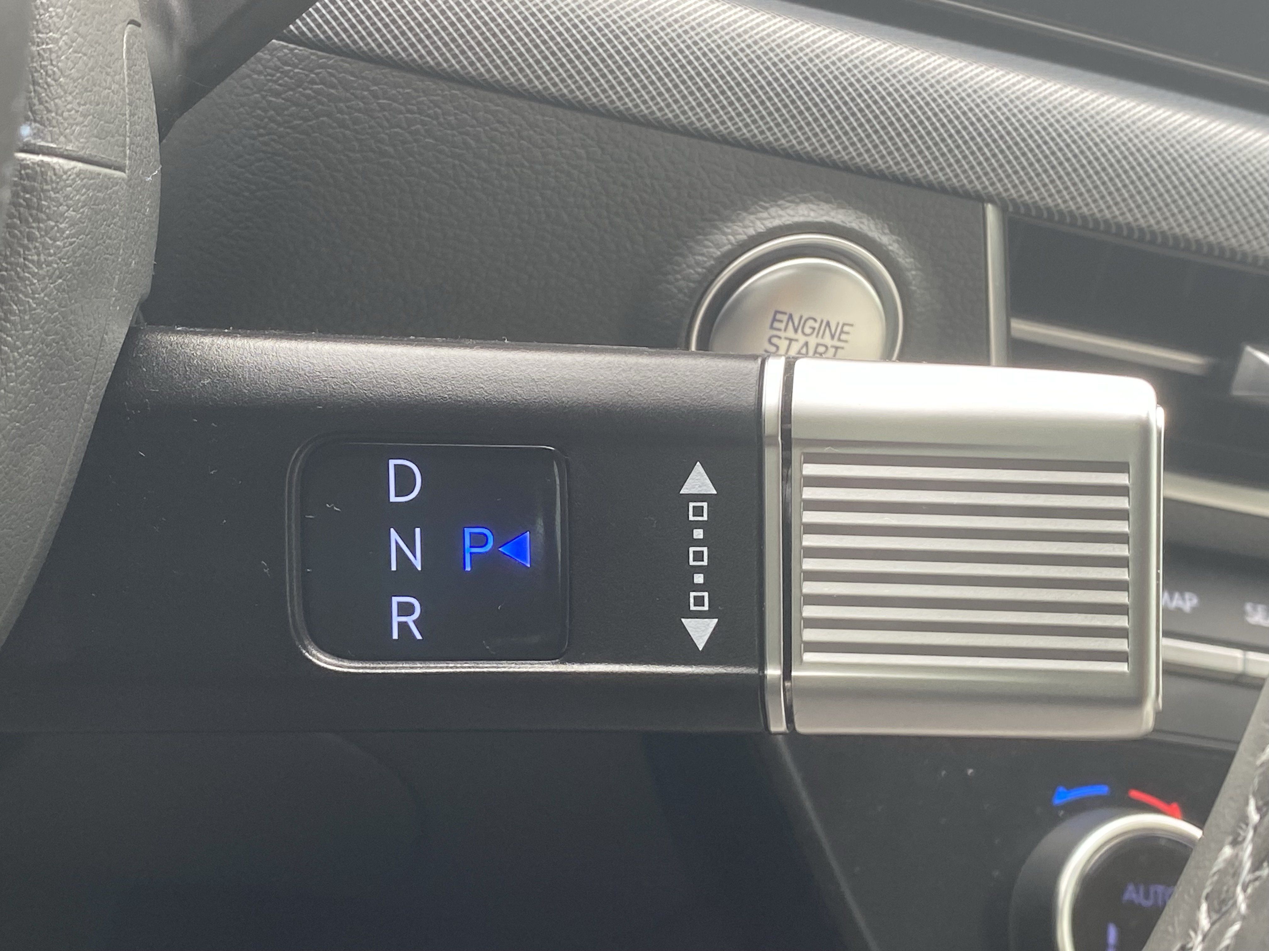 Used 2025 Hyundai Sonata SEL FWD image 31
