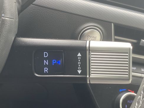 Used 2025 Hyundai Sonata SEL FWD image 31