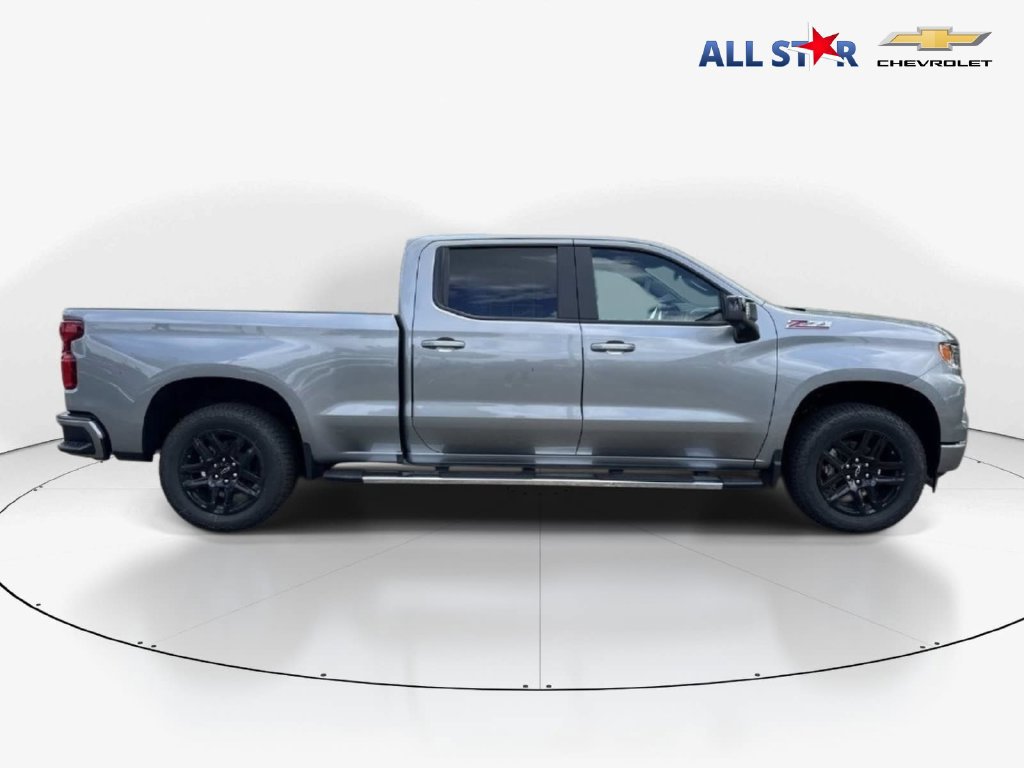 New 2026 Chevrolet Silverado 1500 RST w/ Z71 Off-Road Package AWD/4WD image 3