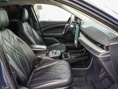 Used 2021 Ford Mustang Mach-E Select RWD image 16