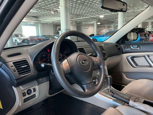 Used 2009 Subaru Outback 2.5i Special Edition AWD/4WD image 16
