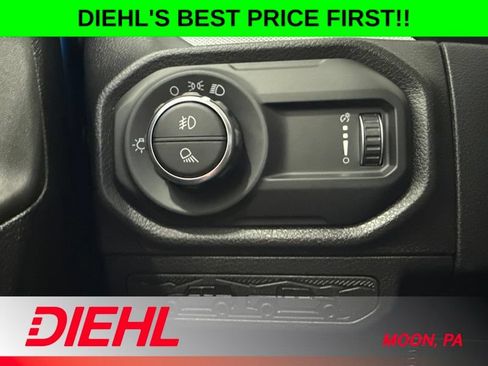 New 2026 Jeep Gladiator Sport AWD/4WD image 20