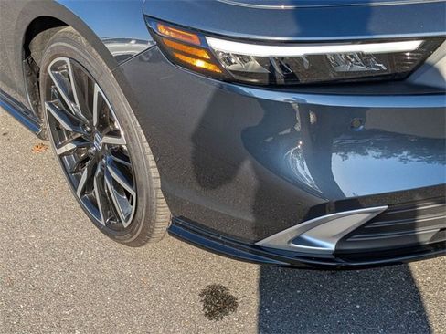 Certified 2023 Honda Accord Touring image 2