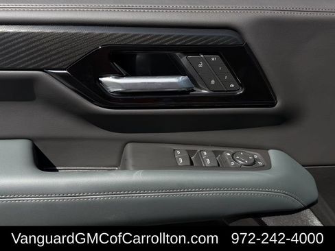 New 2026 GMC Yukon XL AT4 w/ AT4 Premium Package AWD/4WD image 21
