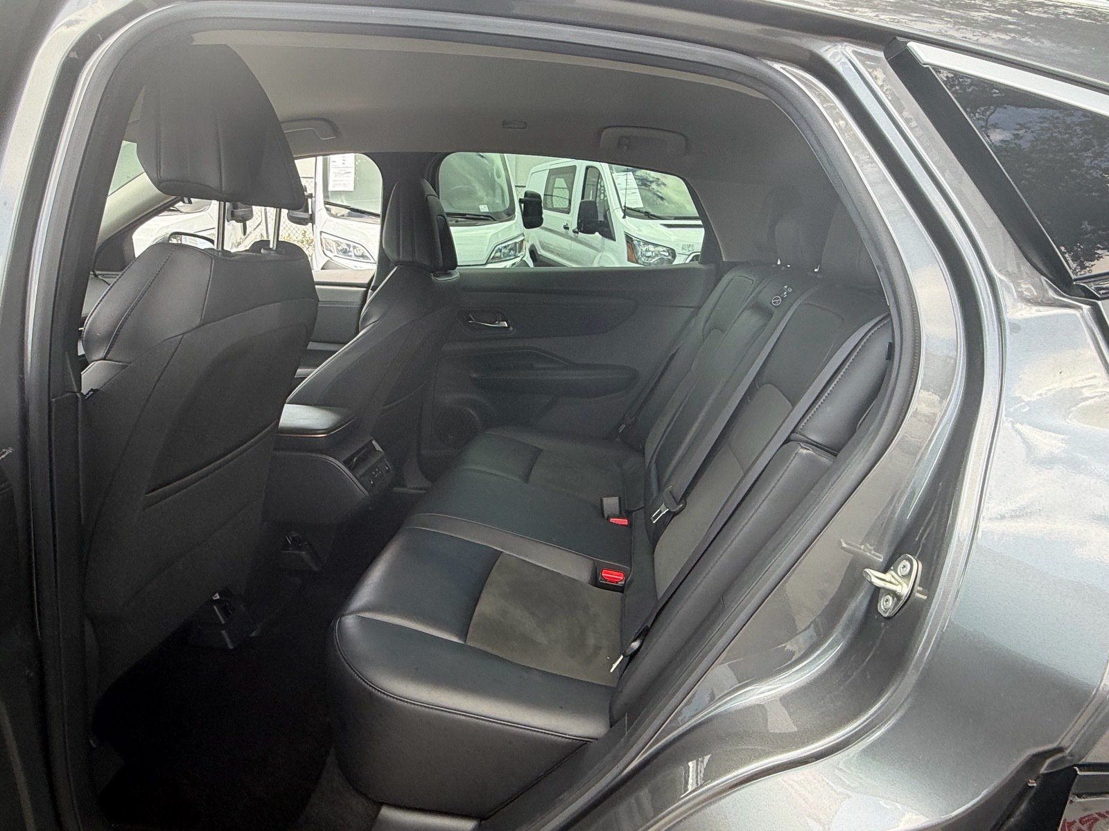 Certified 2024 Nissan Ariya FWD image 11