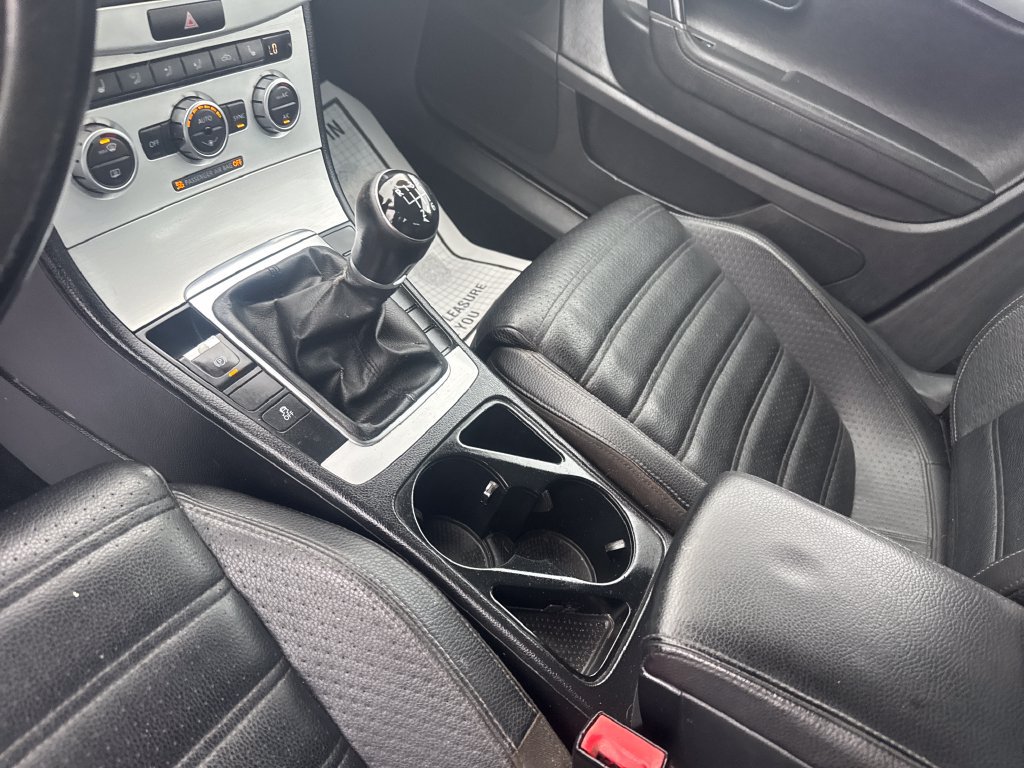 Used 2013 Volkswagen CC Sport FWD image 24