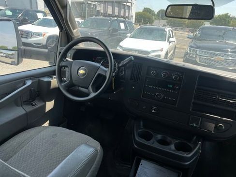 Used 2019 Chevrolet Express 3500 Extended w/ Power Convenience Package RWD image 17