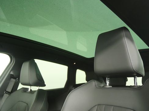 Certified 2025 BMW X3 xDrive30i image 12