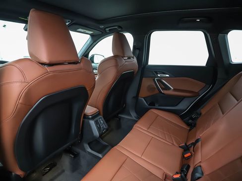 New 2026 BMW X1 xDrive28i w/ Technology Package image 21