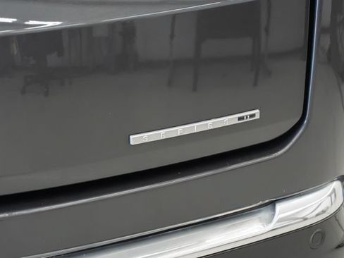 Used 2024 Jeep Wagoneer Series II AWD/4WD image 29