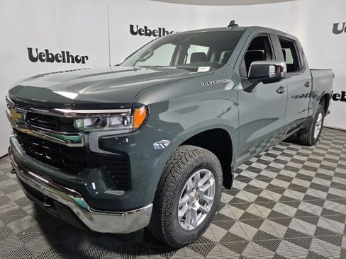 New 2026 Chevrolet Silverado 1500 LT w/ Safety Package image 3