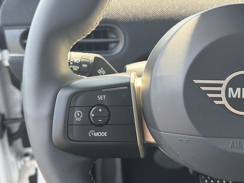 Used 2026 MINI Cooper 2-Door Hardtop FWD image 83