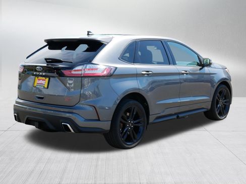 Used 2022 Ford Edge ST w/ Equipment Group 401A AWD/4WD image 7