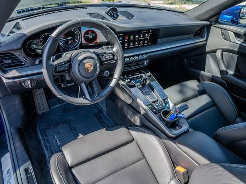 Used 2024 Porsche 911 Carrera S w/ Sport Package image 4