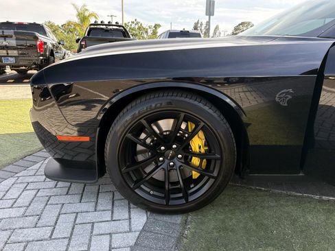 Used 2023 Dodge Challenger SRT Hellcat w/ Driver Convenience Group image 8