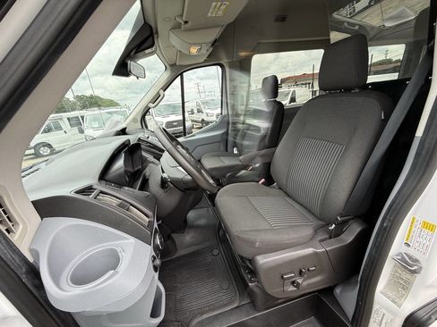 Used 2019 Ford Transit 150 XLT RWD image 11