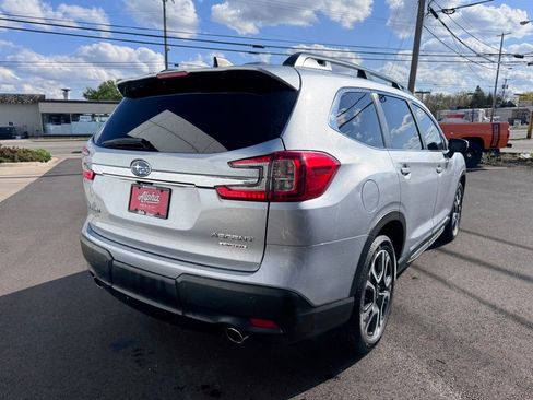 Used 2023 Subaru Ascent Limited AWD/4WD image 5