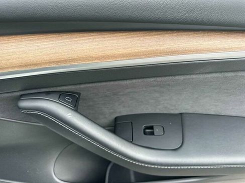 Used 2022 Tesla Model 3 Long Range image 21