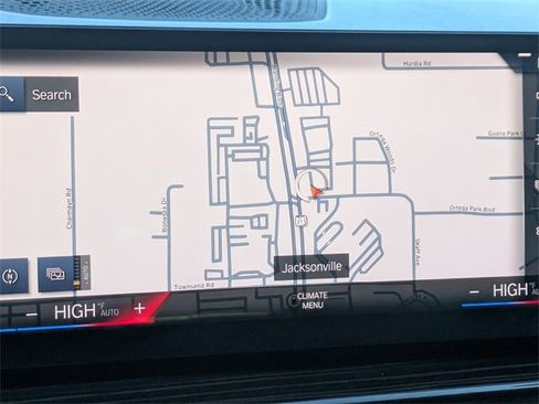 Used 2023 BMW X7 xDrive40i w/ Executive Package image 28