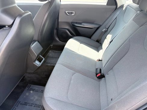 Used 2025 Kia K4 FWD image 8