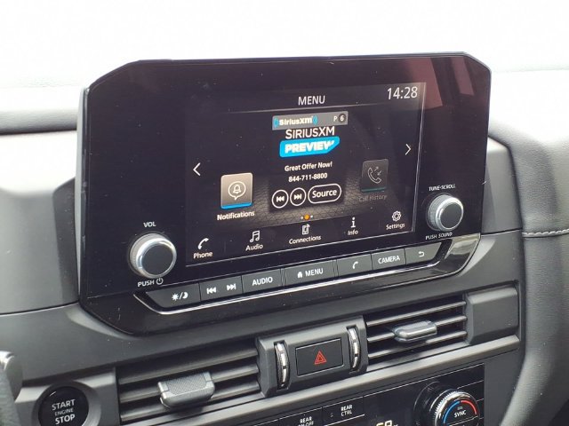 Used 2025 Nissan Pathfinder S AWD/4WD image 8