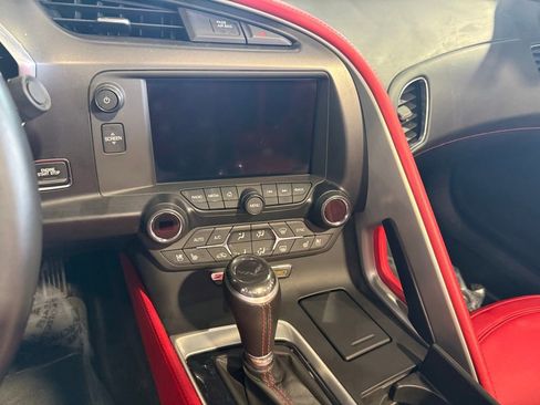 Used 2015 Chevrolet Corvette Z06 w/ 3LZ Preferred Equipment Group RWD image 14
