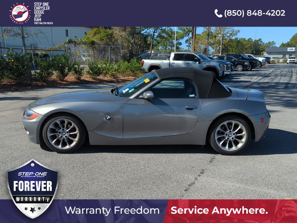 Used 2003 BMW Z4 2.5i RWD image 3