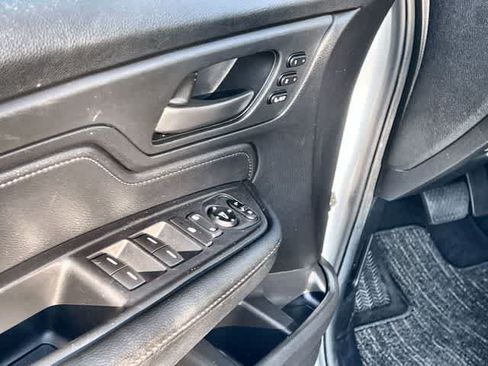 Used 2025 Honda Odyssey EX-L image 30