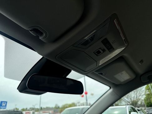 Used 2023 Toyota RAV4 LE FWD image 29