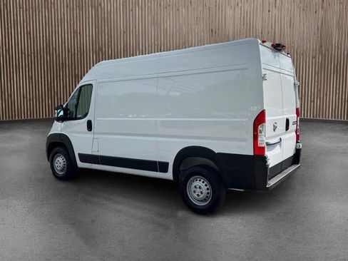 New 2025 RAM ProMaster 2500 FWD image 7