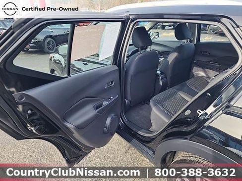 Certified 2024 Nissan Kicks SV image 21
