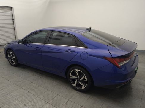 Used 2023 Hyundai Elantra Limited image 3