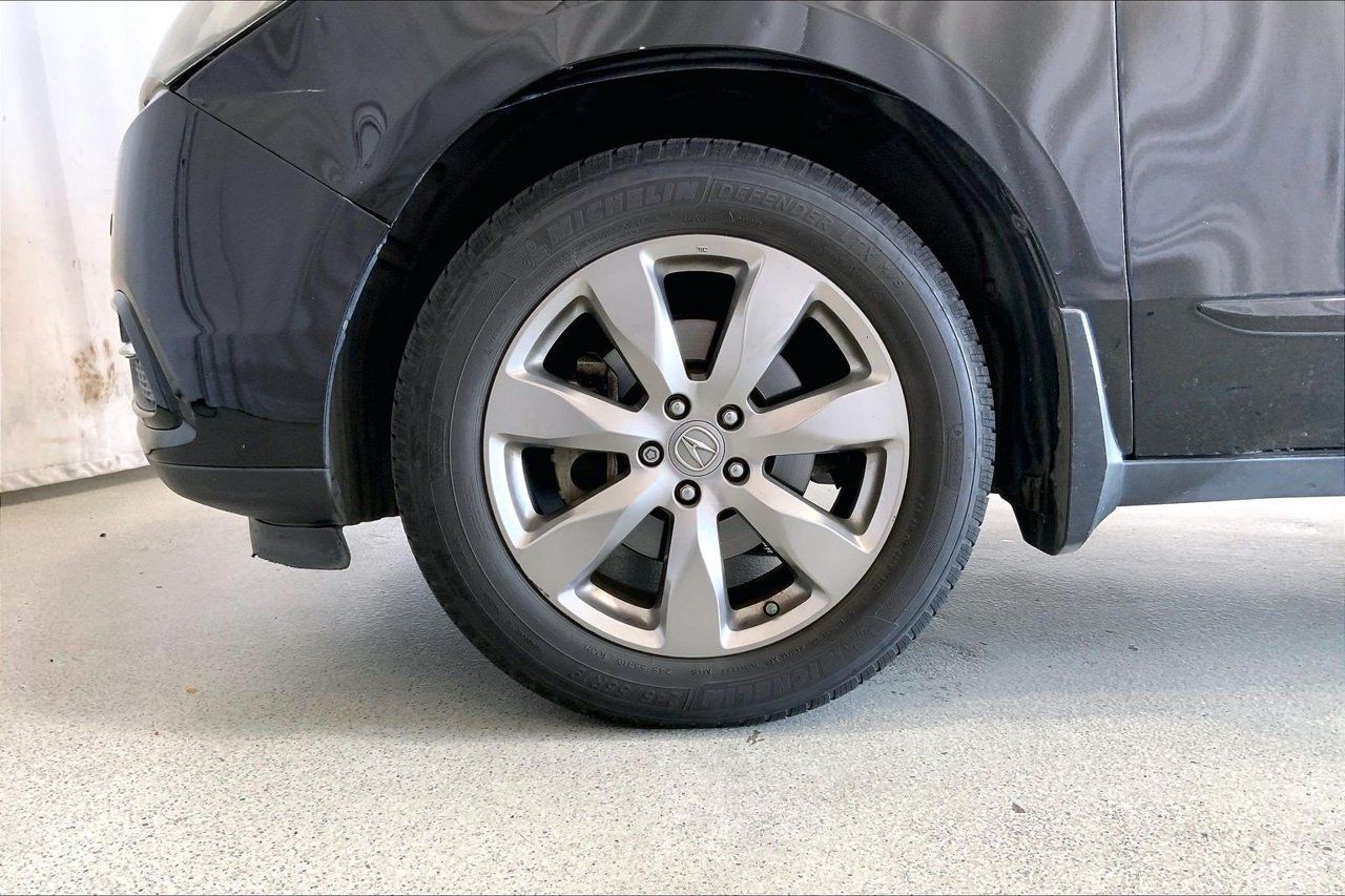Used 2016 Acura MDX w/ Advance & Entertainment Pkg FWD image 5