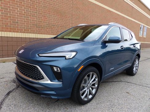 Used 2024 Buick Encore GX Avenir AWD/4WD image 6