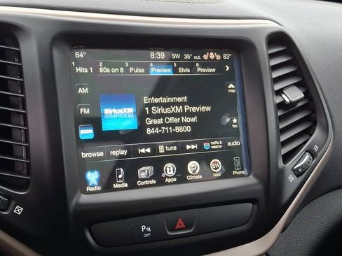 Used 2018 Jeep Cherokee Limited w/ High Altitude Package image 17