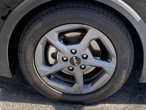 Used 2025 Kia K4 FWD image 29