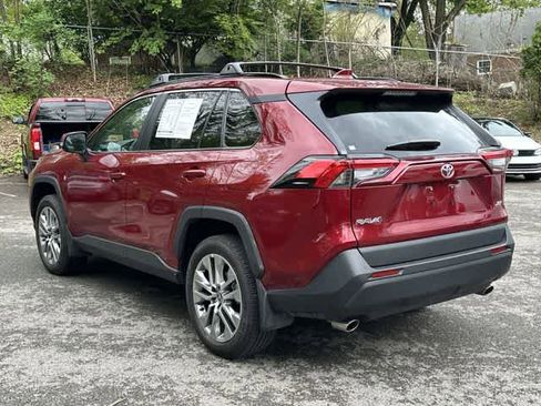 Used 2023 Toyota RAV4 XLE Premium FWD image 29