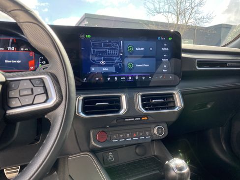 Used 2024 Ford Mustang GT Premium image 22