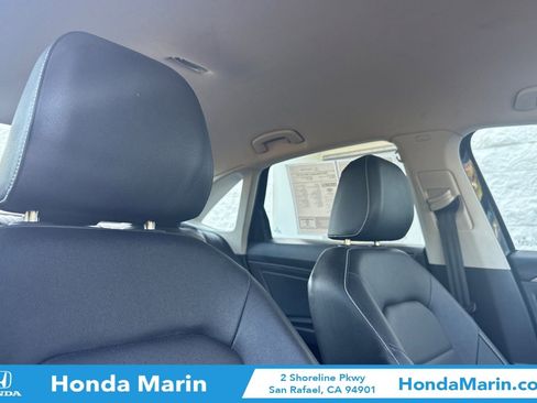 Used 2024 Volkswagen Jetta SE FWD image 18