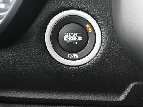 Used 2024 RAM 1500 Laramie image 23