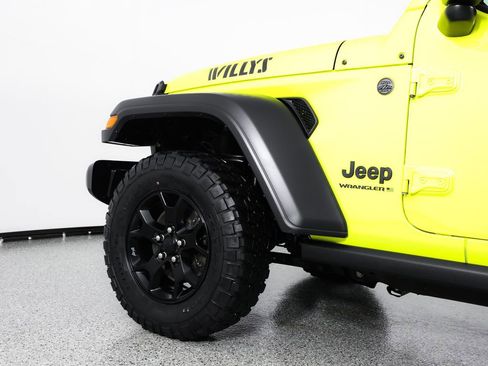 Used 2023 Jeep Wrangler Unlimited Sport AWD/4WD image 6