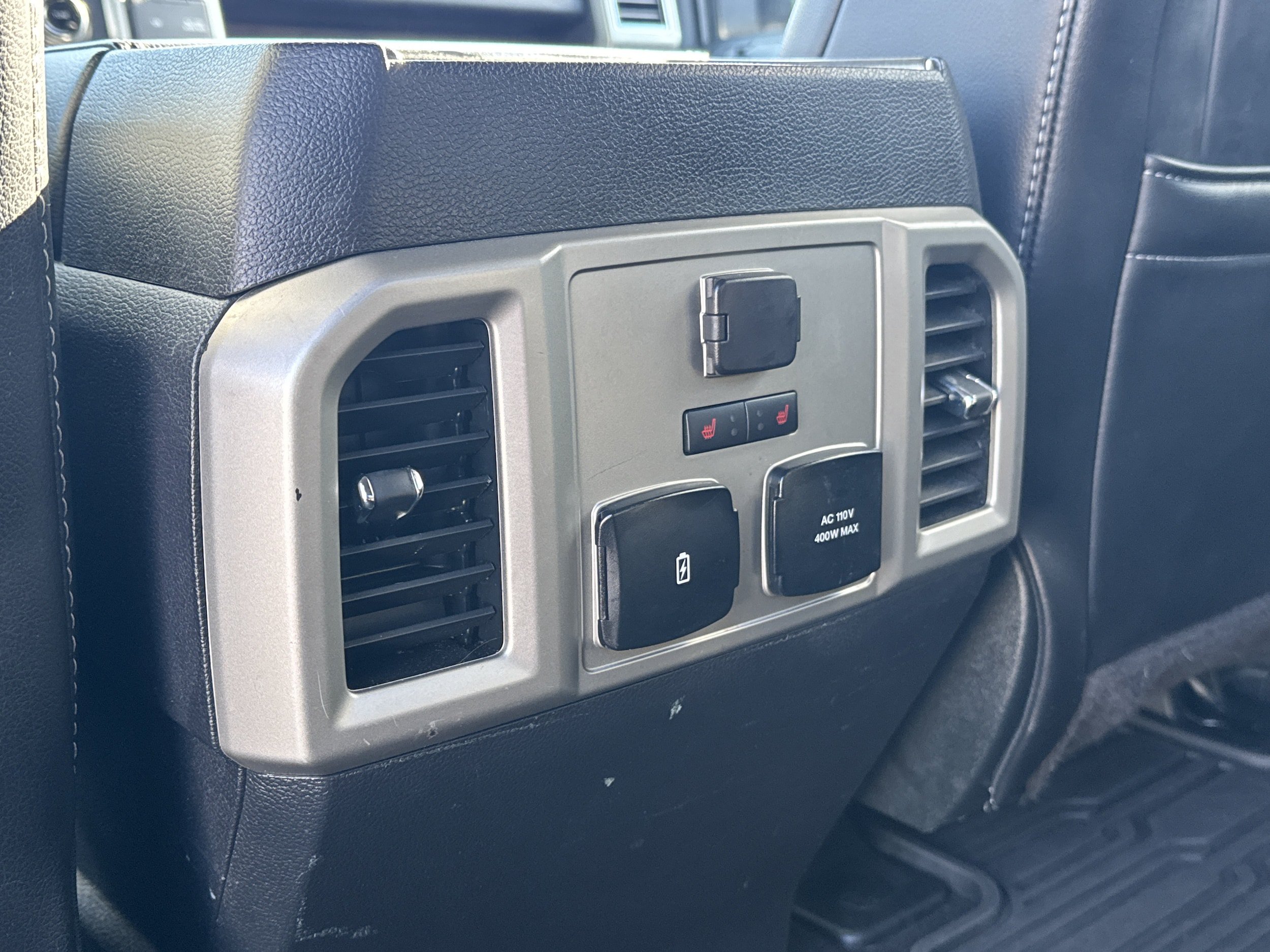 Used 2019 Ford F150 Lariat w/ Equipment Group 502A Luxury AWD/4WD image 22